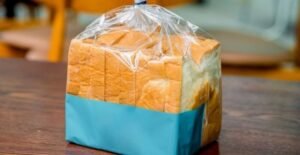how to keep bread from getting moldy