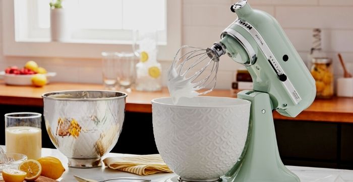 how to use a stand mixer