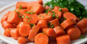 how long to steam carrots in microwave