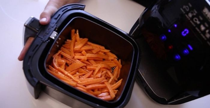 how to cook frozen sweet potato fries in air fryer