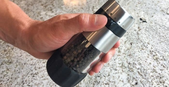 how to open oxo salt and pepper grinder