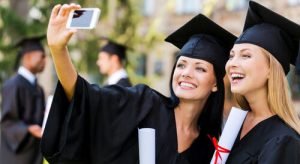 what to wear to a graduation party
