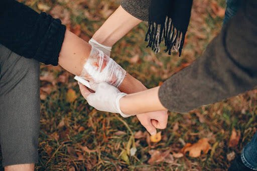 what to do if you get injured at whataburger